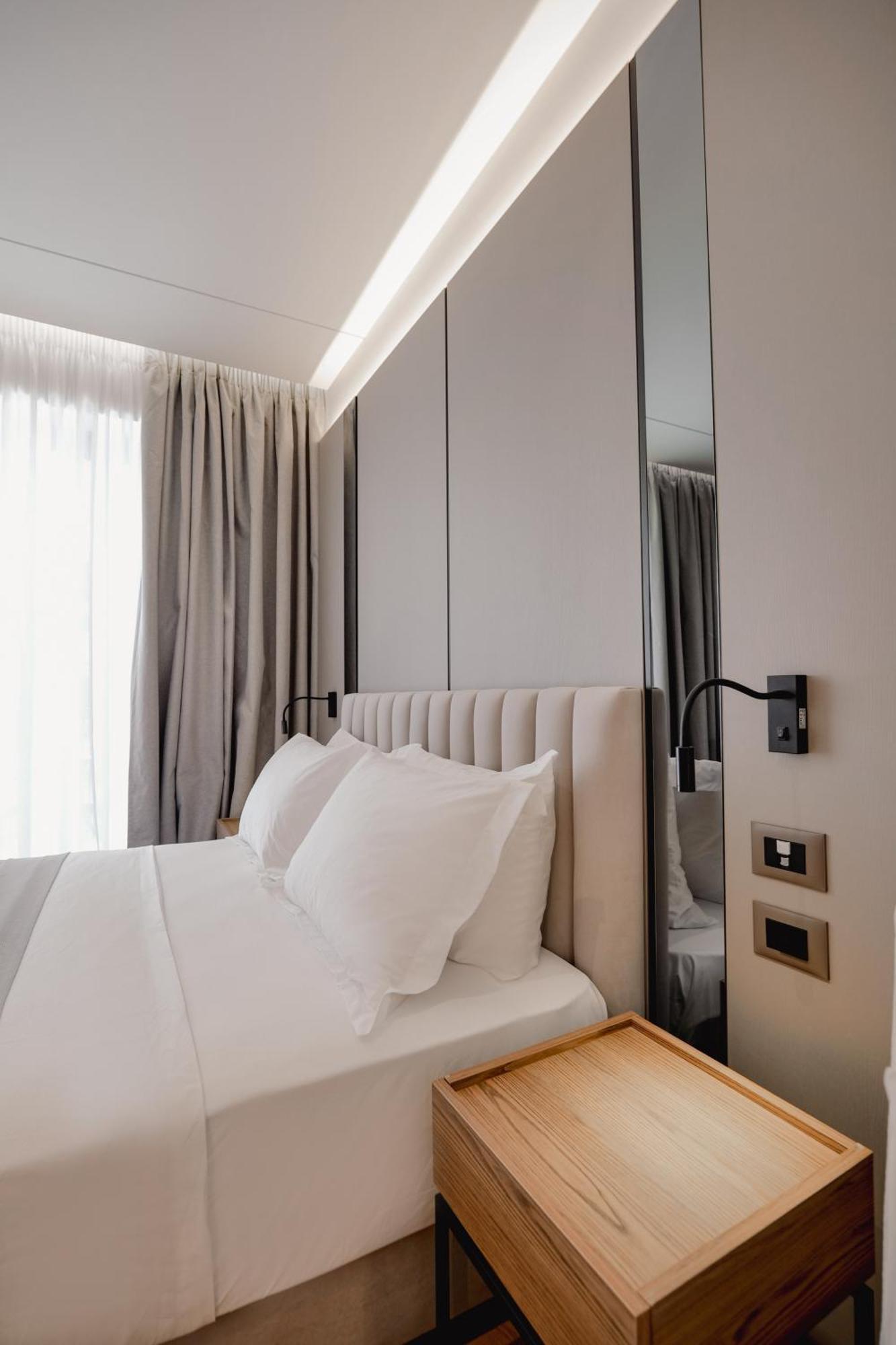 Jost Caravel Hotell Radhimë Exteriör bild