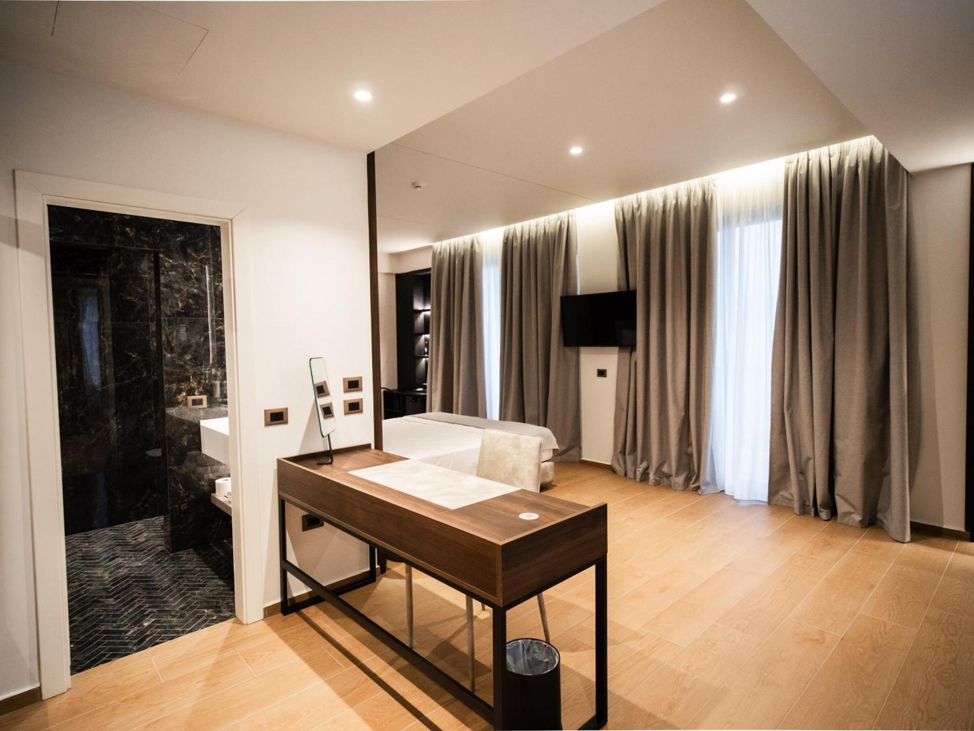 Jost Caravel Hotell Radhimë Exteriör bild
